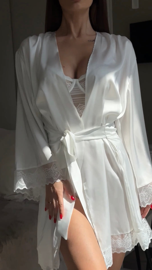 Silky Robe Queen